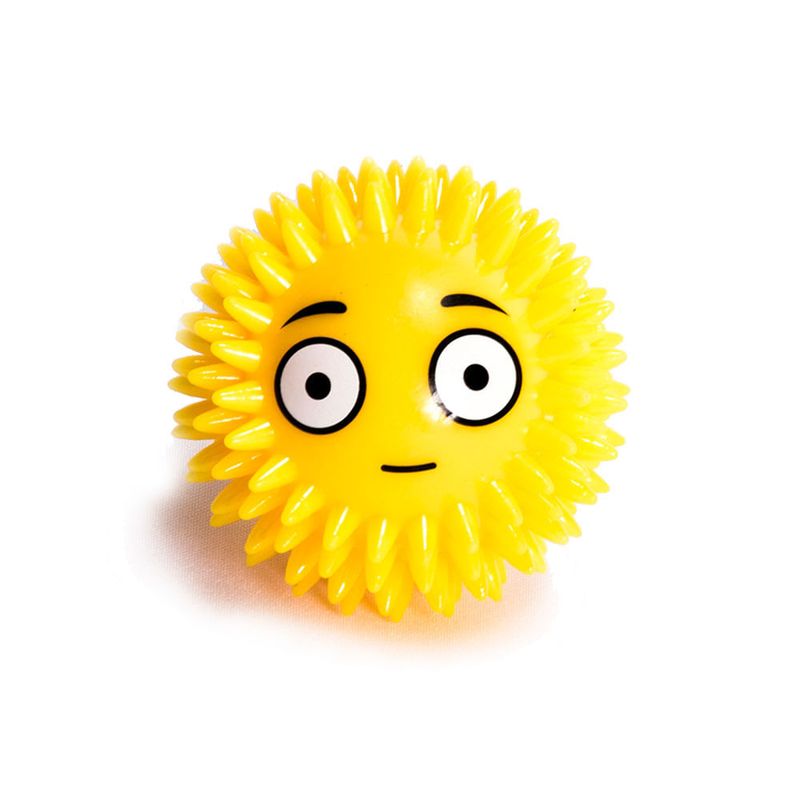 PELOTA-CON-PINCHES-Y-LUZ-CHIFLE