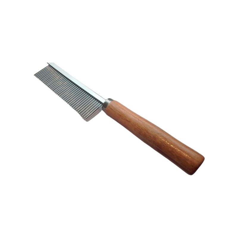 peine-mando-madera-meta2